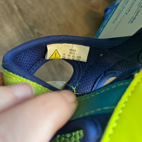 NWT Stride Rite Asher Kids Light-Up Sandals - Blue and Yellow - Picture 8 of 8